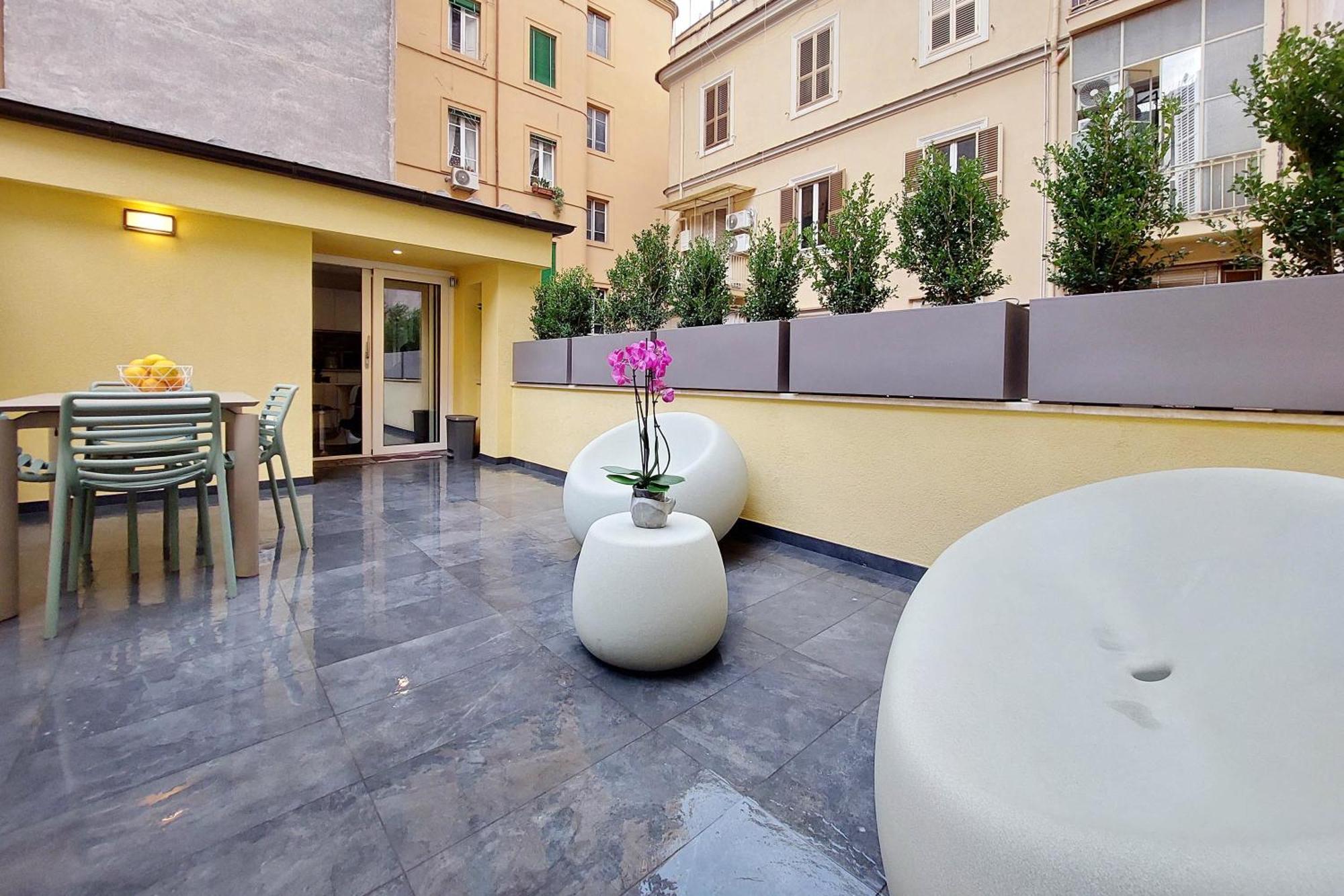Ych-Casa Indipendente In Zona Prati Apartment Rome Luaran gambar