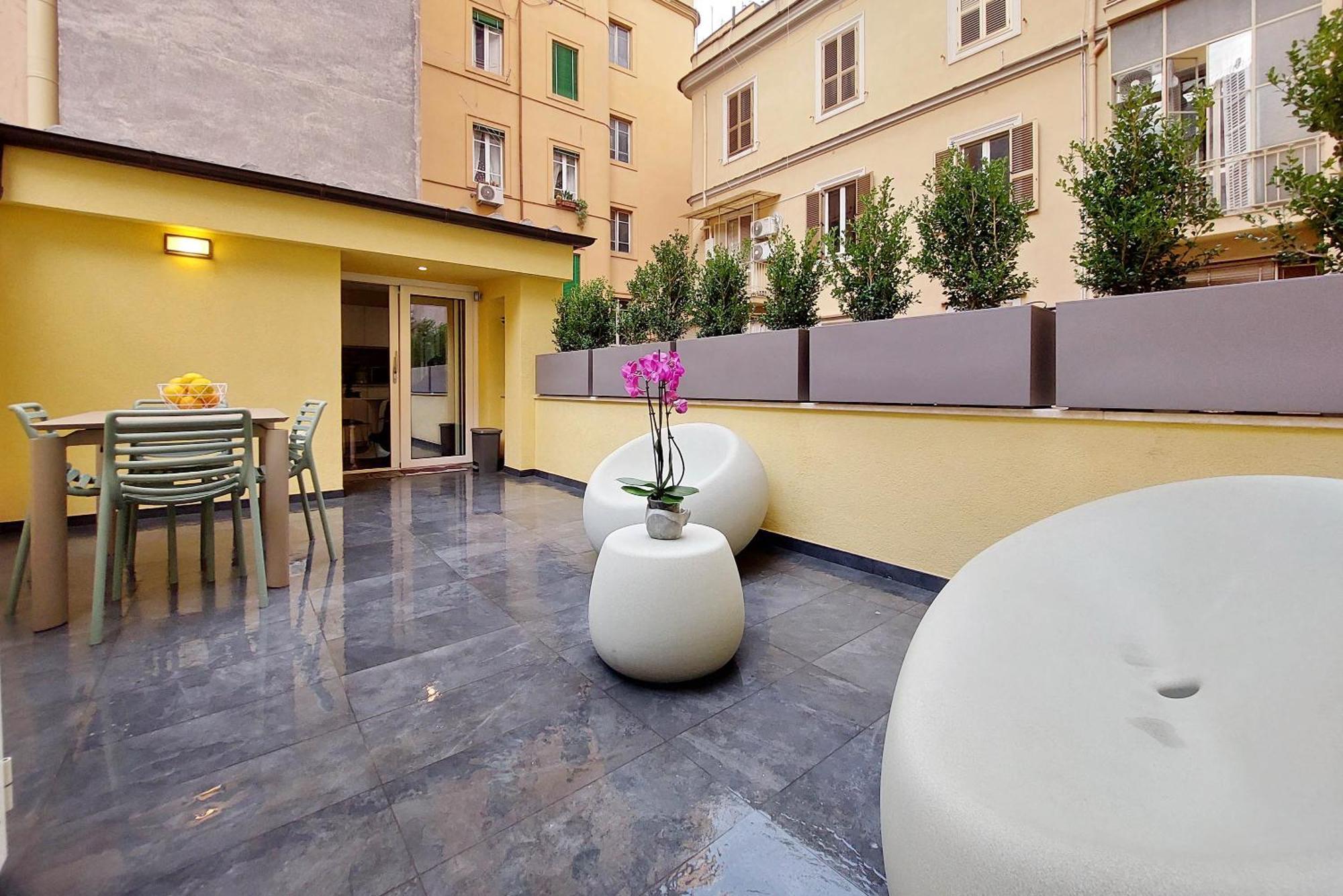 Ych-Casa Indipendente In Zona Prati Apartment Rome Luaran gambar